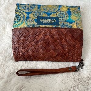 Vilenca leather clutch/ Wallet